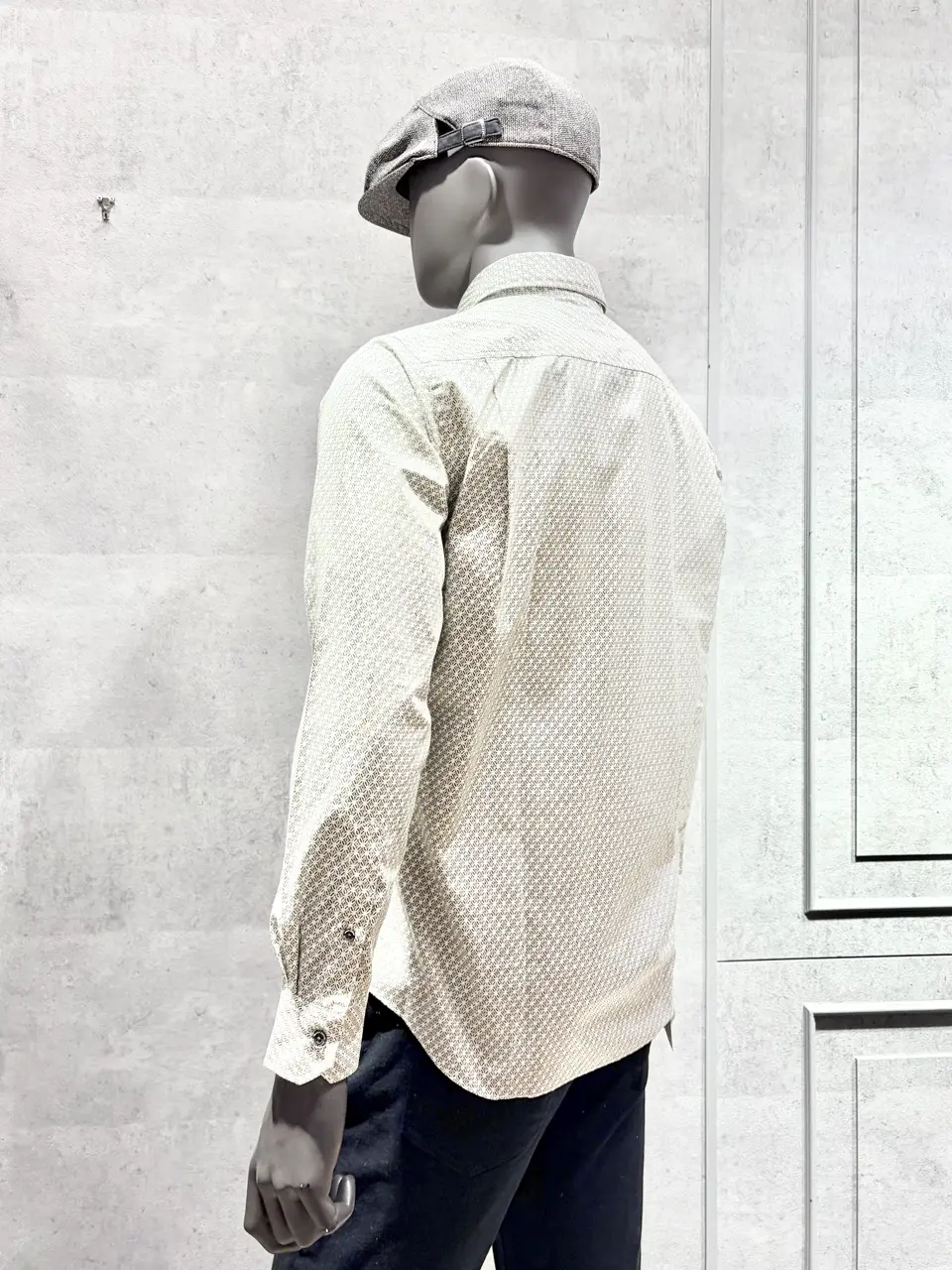 JOSEPH ABBOUD 二澤 コーディネート画像