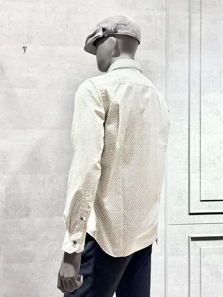 JOSEPH ABBOUD 二澤 コーディネート画像