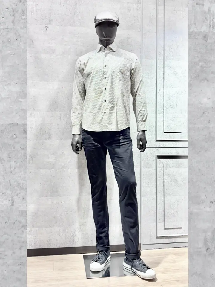 JOSEPH ABBOUD 二澤 コーディネート画像