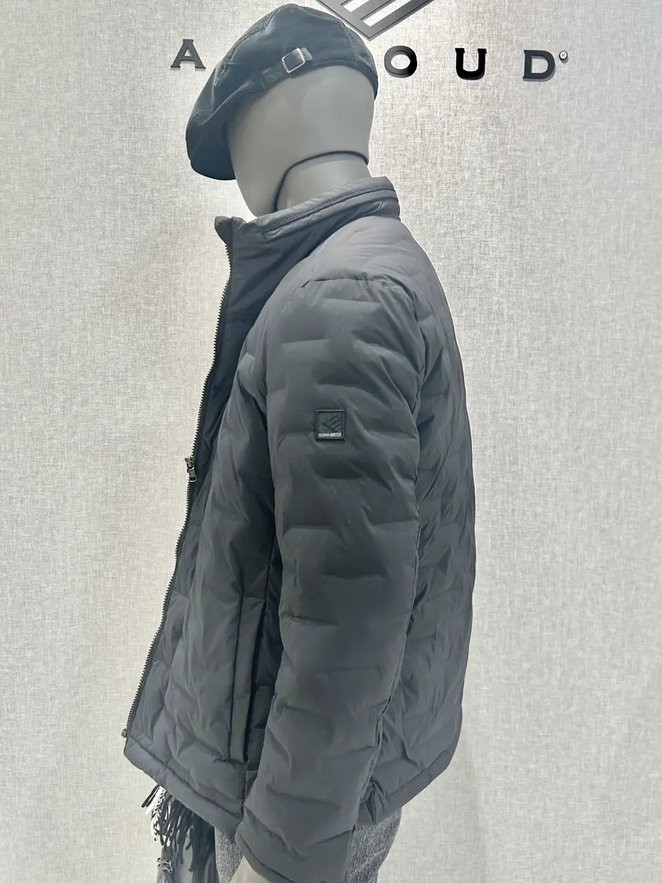 JOSEPH ABBOUD 上田 コーディネート画像