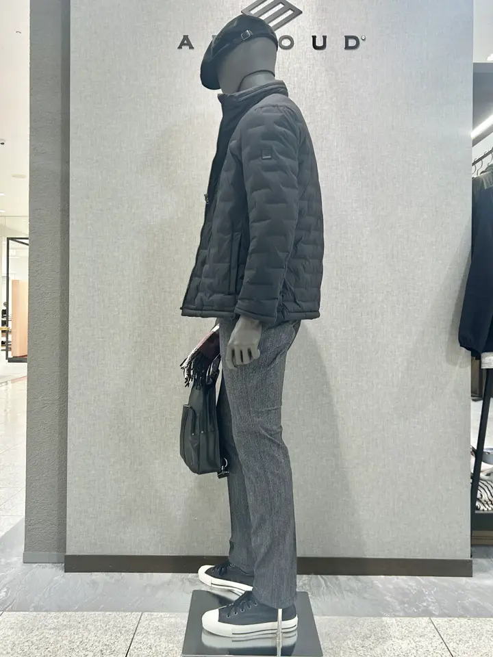 JOSEPH ABBOUD 上田 コーディネート画像