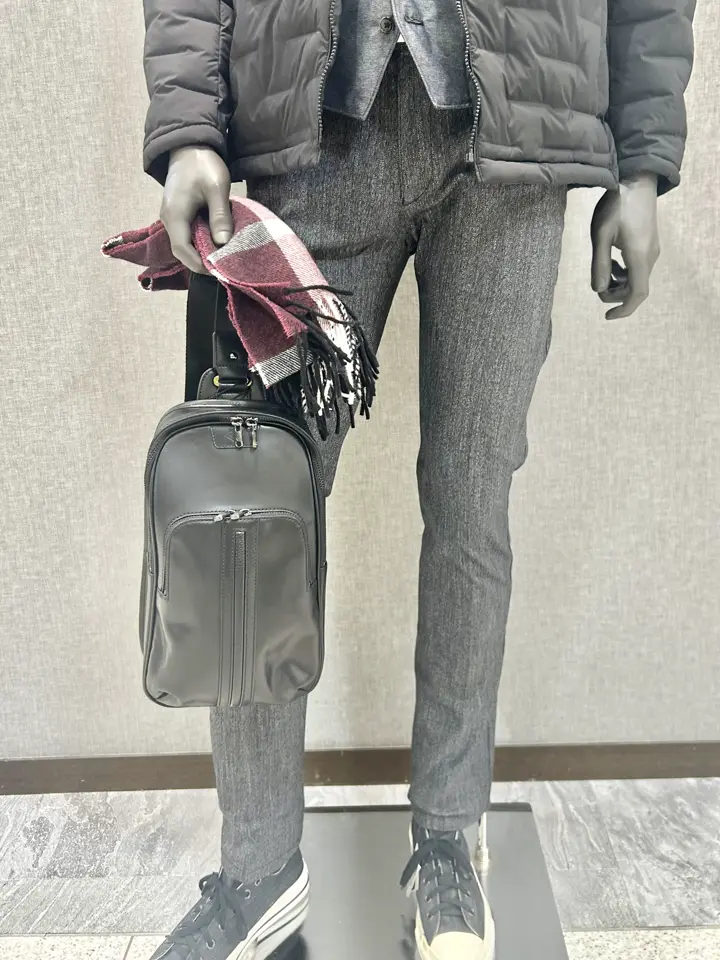 JOSEPH ABBOUD 上田 コーディネート画像