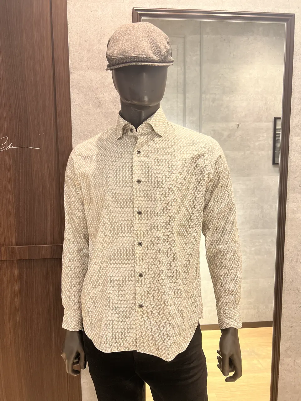 JOSEPH ABBOUD 上條 コーディネート画像