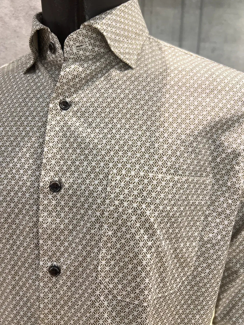 JOSEPH ABBOUD 上條 コーディネート画像