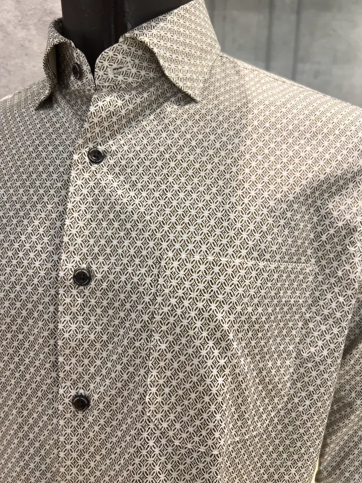 JOSEPH ABBOUD 上條 コーディネート画像