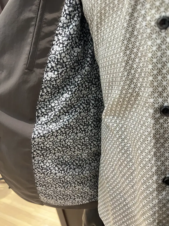 JOSEPH ABBOUD 上條 コーディネート画像