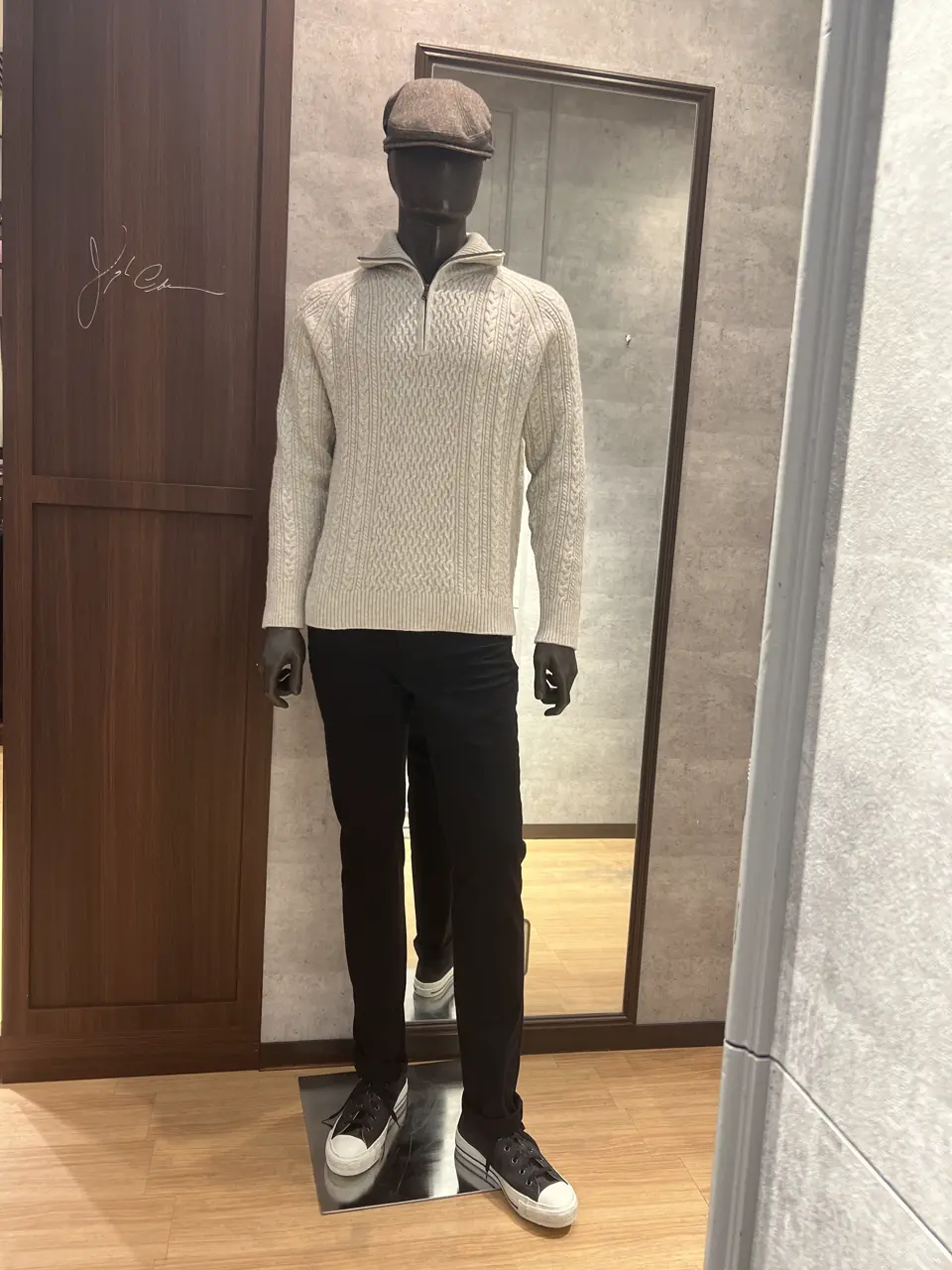  上條 コーディネート画像