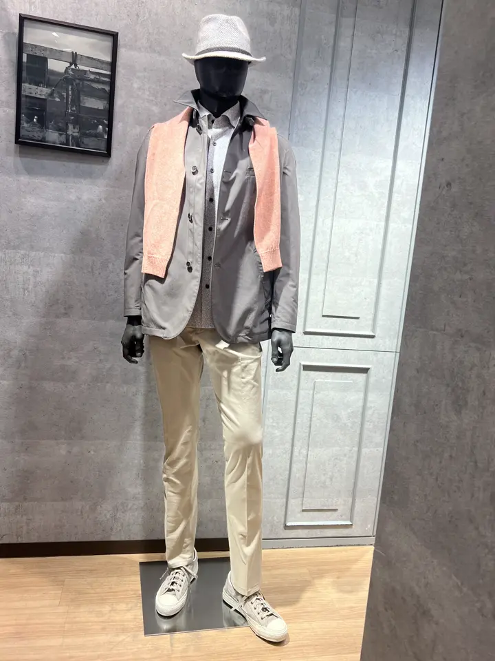 JOSEPH ABBOUD 上條 コーディネート画像