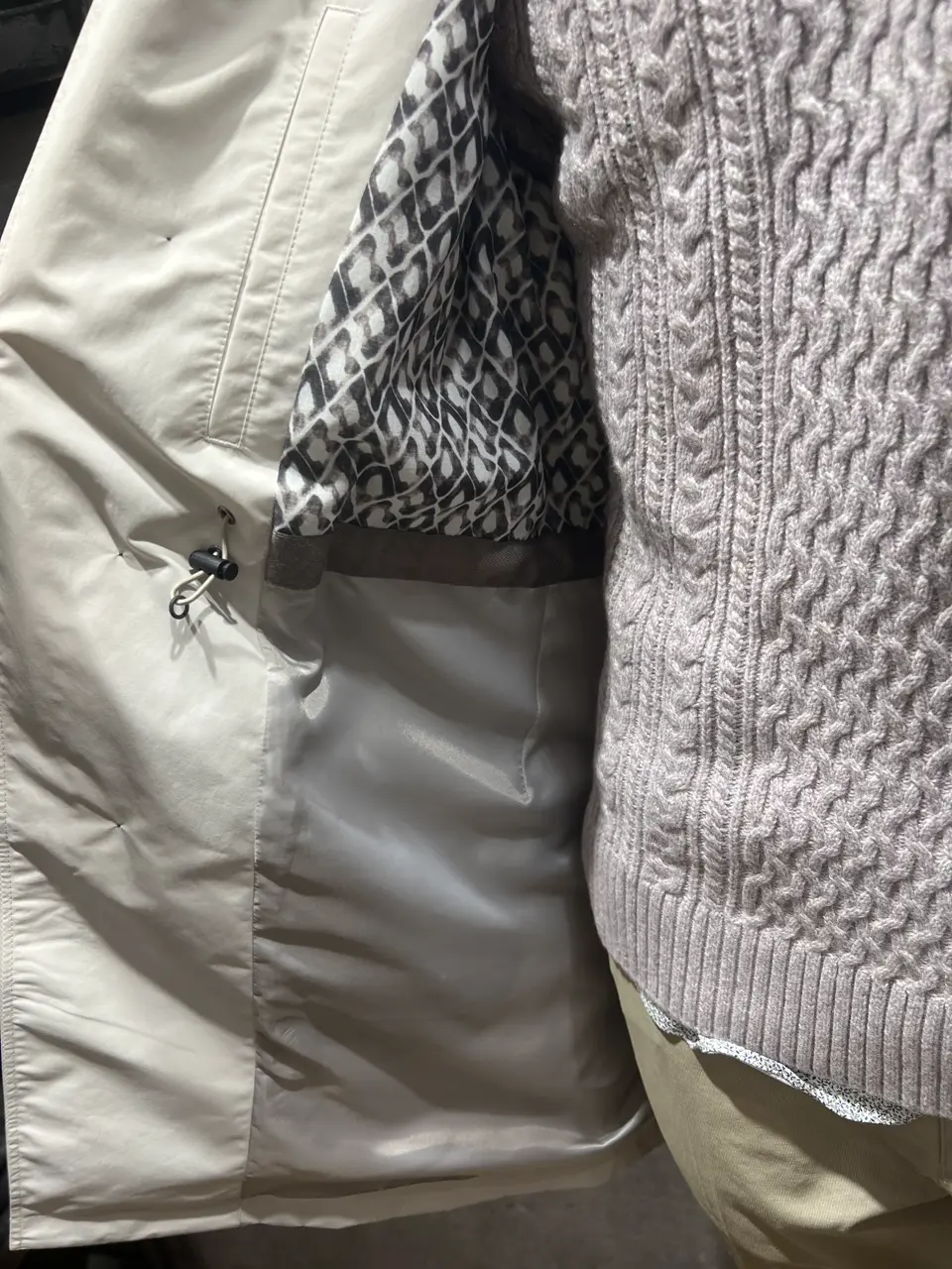 JOSEPH ABBOUD 上條 コーディネート画像