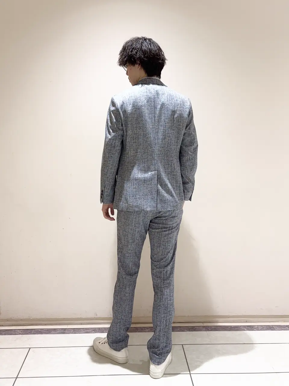 JOSEPH ABBOUD 近藤 コーディネート画像