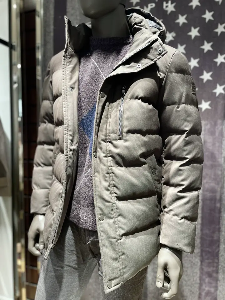 JOSEPH ABBOUD 小田 コーディネート画像