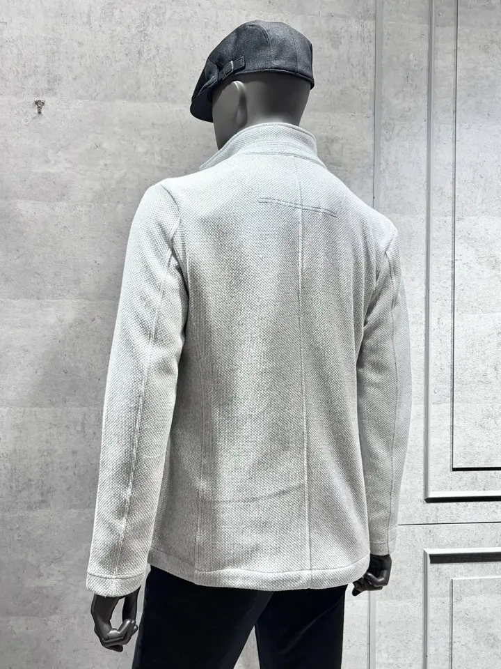 JOSEPH ABBOUD 二澤 コーディネート画像