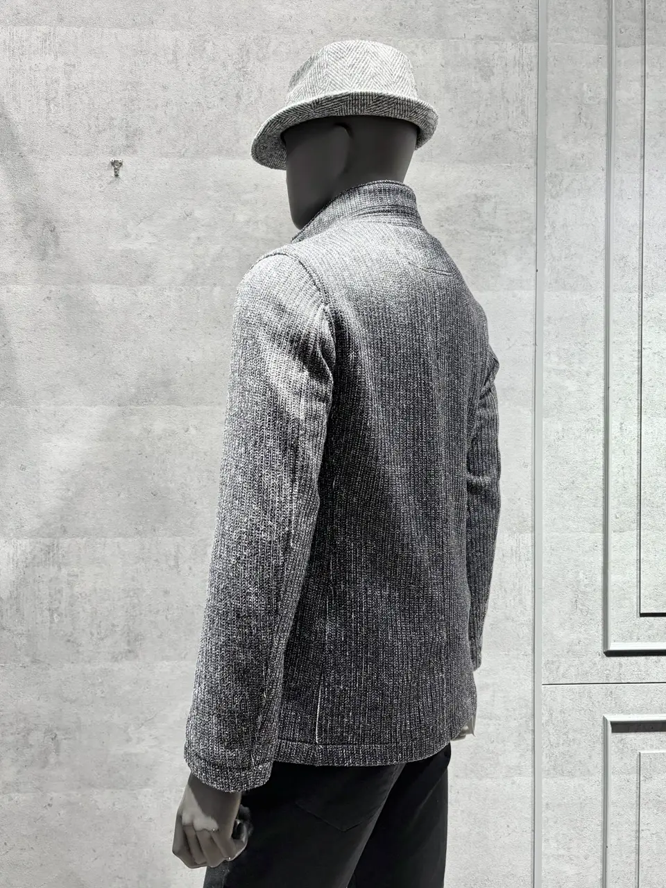 JOSEPH ABBOUD 二澤 コーディネート画像