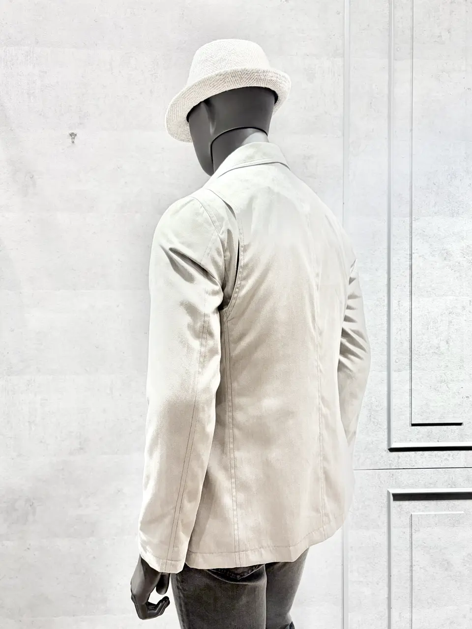 JOSEPH ABBOUD 二澤 コーディネート画像