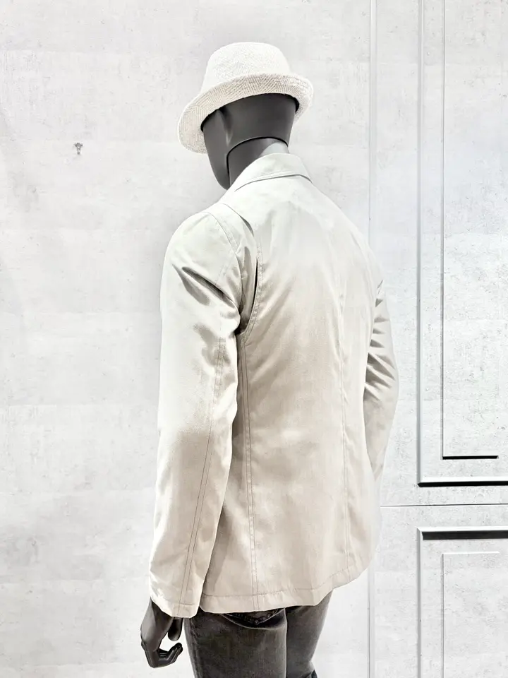 JOSEPH ABBOUD 二澤 コーディネート画像