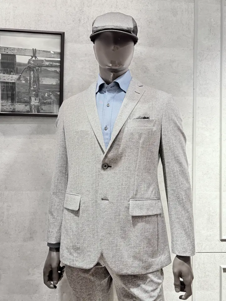 JOSEPH ABBOUD 二澤 コーディネート画像