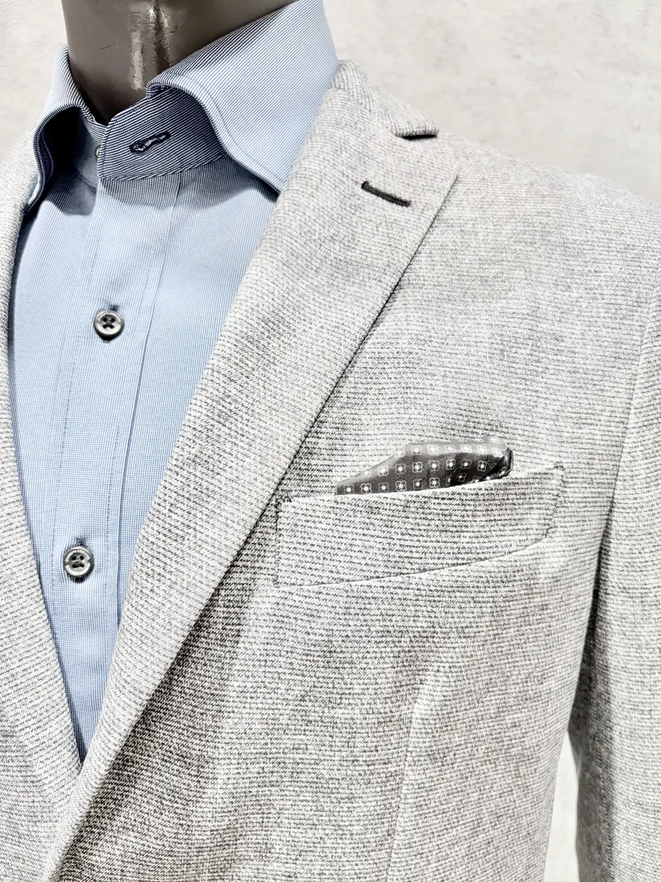 JOSEPH ABBOUD 二澤 コーディネート画像