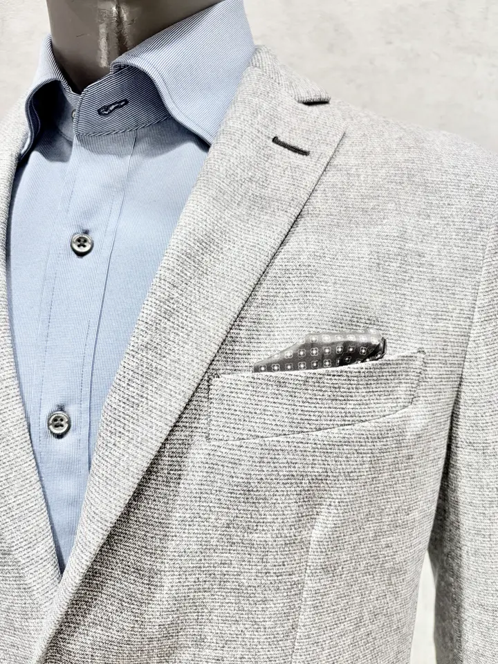 JOSEPH ABBOUD 二澤 コーディネート画像