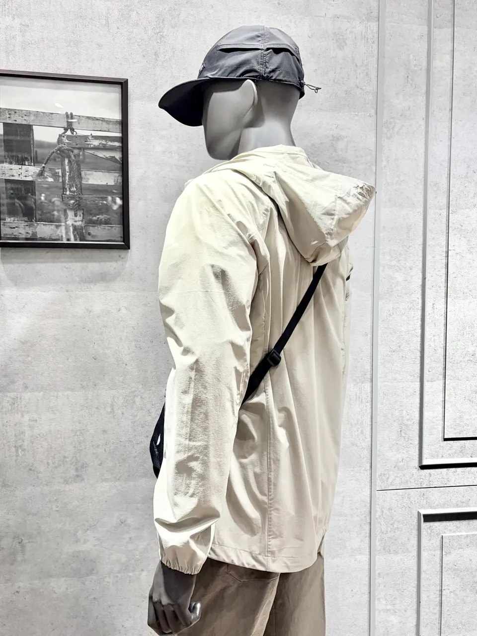 JOSEPH ABBOUD MOUNTAIN 二澤 コーディネート画像