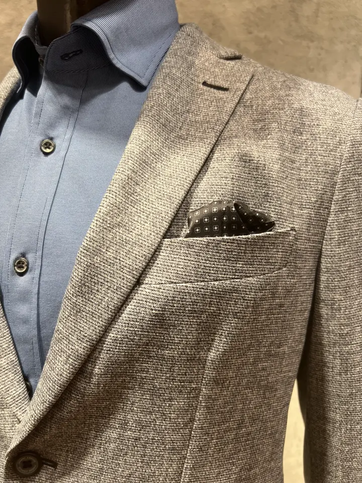 JOSEPH ABBOUD 上條 コーディネート画像