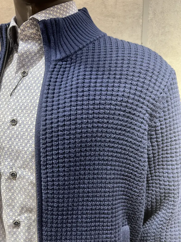 JOSEPH ABBOUD 上條 コーディネート画像