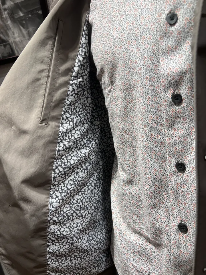 JOSEPH ABBOUD 上條 コーディネート画像