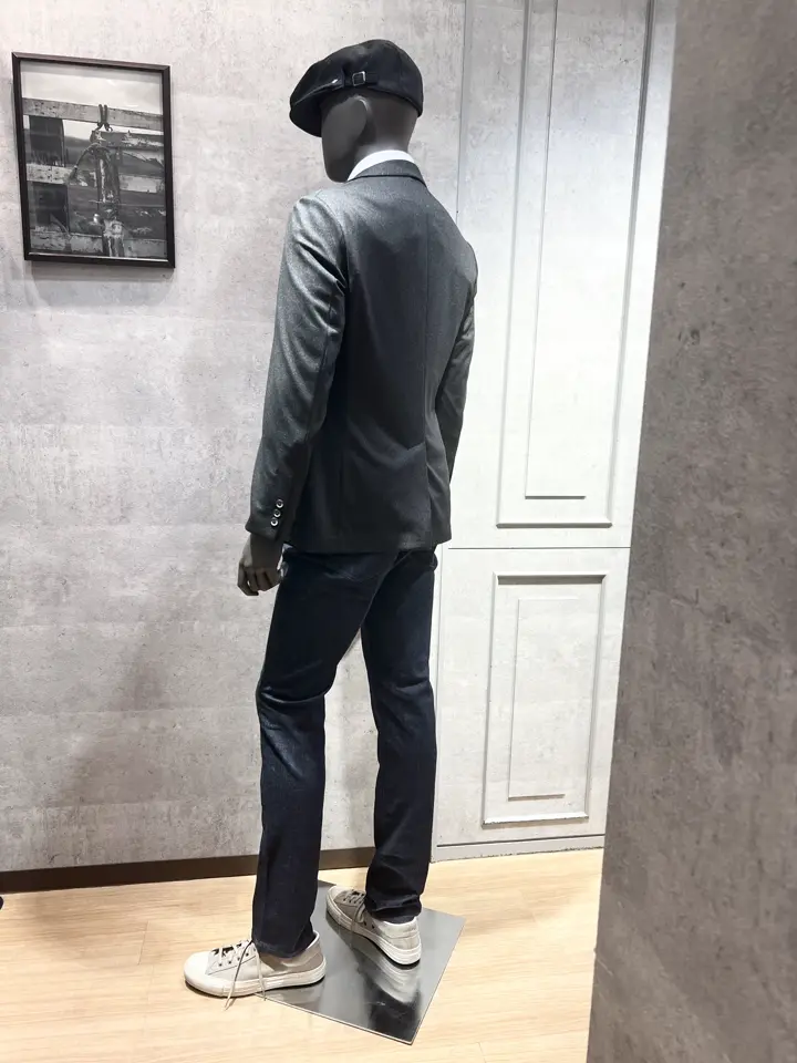 JOSEPH ABBOUD 上條 コーディネート画像