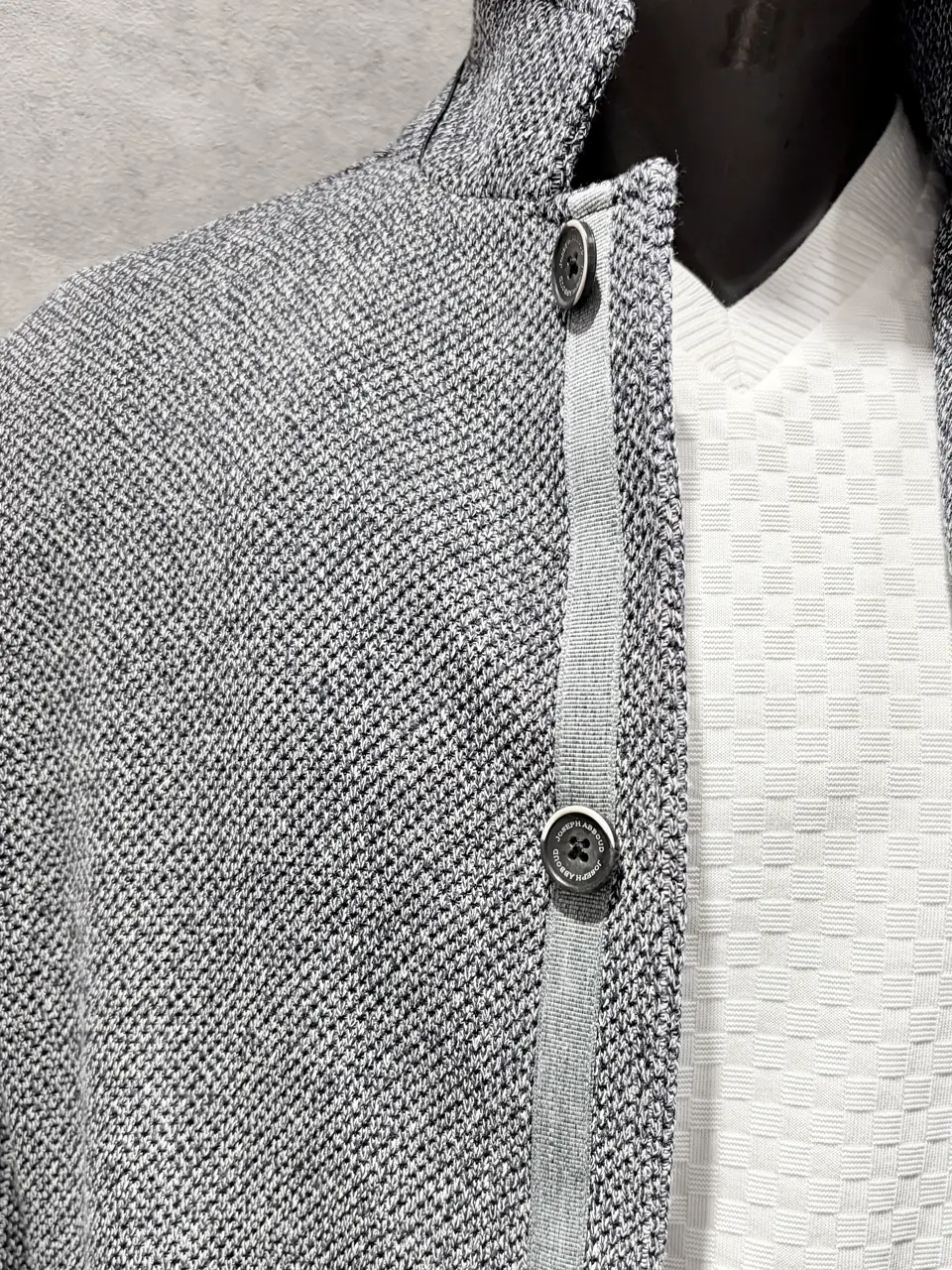 JOSEPH ABBOUD 二澤 コーディネート画像