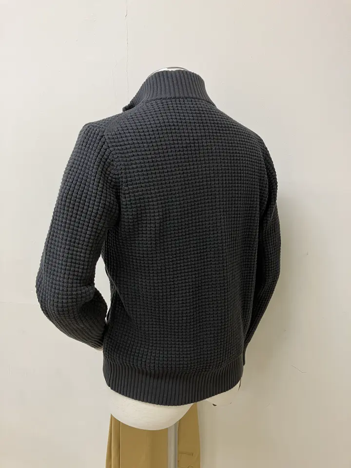 JOSEPH ABBOUD 加賀谷 コーディネート画像