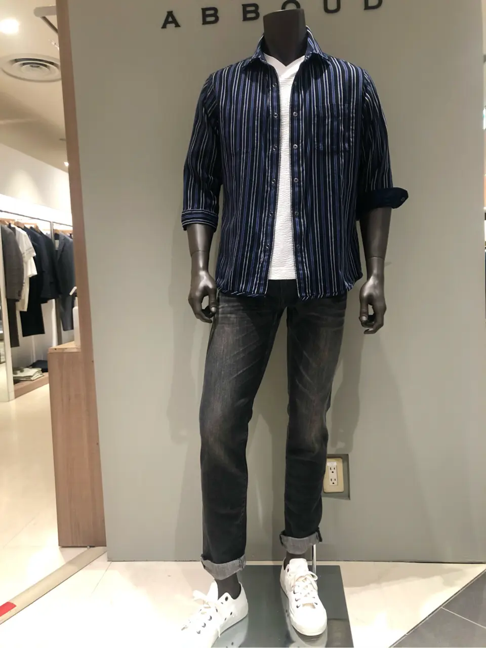 JOSEPH ABBOUD 川田 コーディネート画像