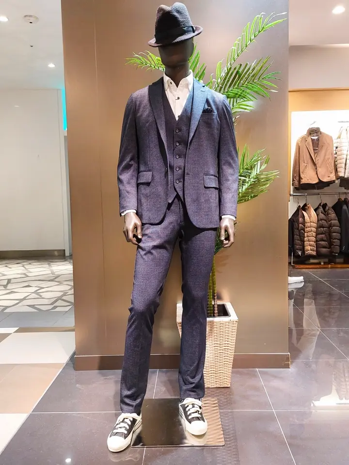 JOSEPH ABBOUD 清水 コーディネート画像