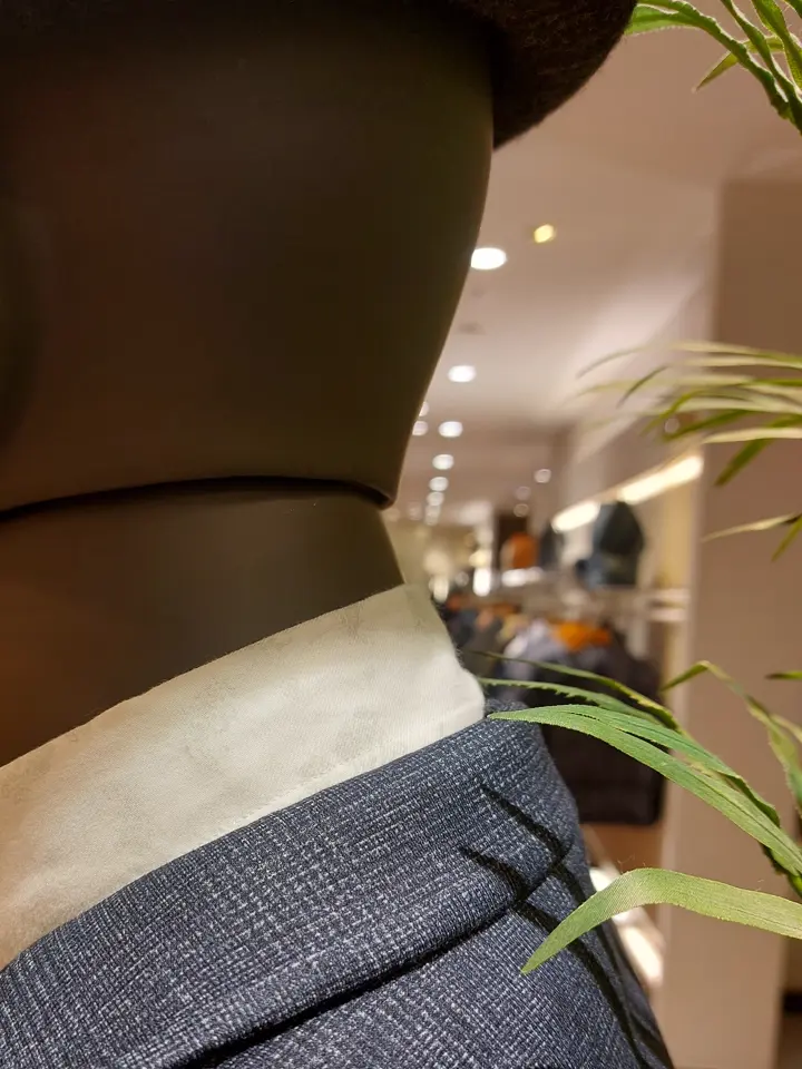 JOSEPH ABBOUD 清水 コーディネート画像