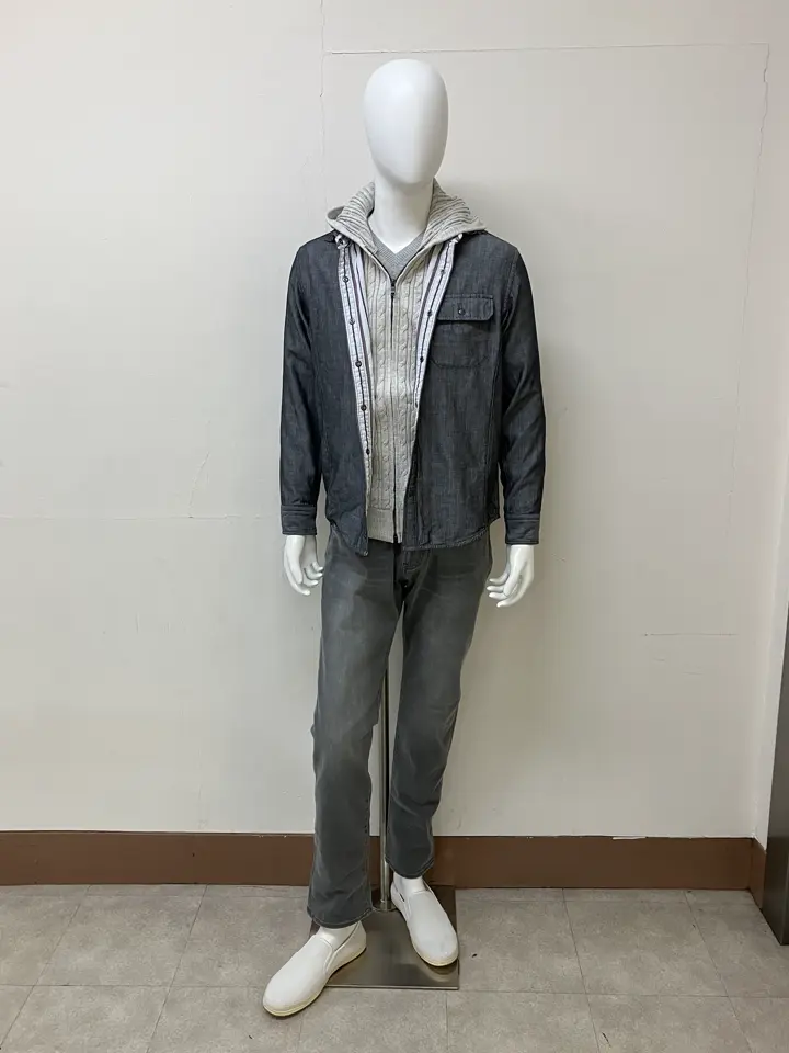 JOSEPH ABBOUD 加賀谷 コーディネート画像