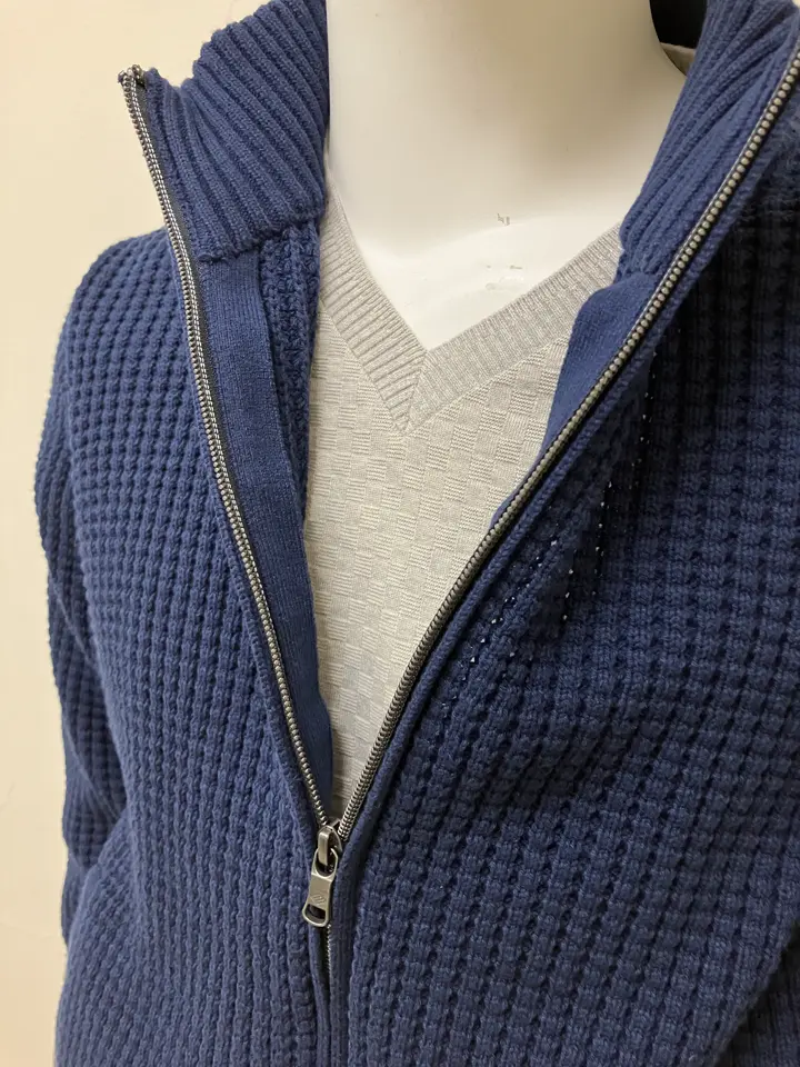 JOSEPH ABBOUD 加賀谷 コーディネート画像