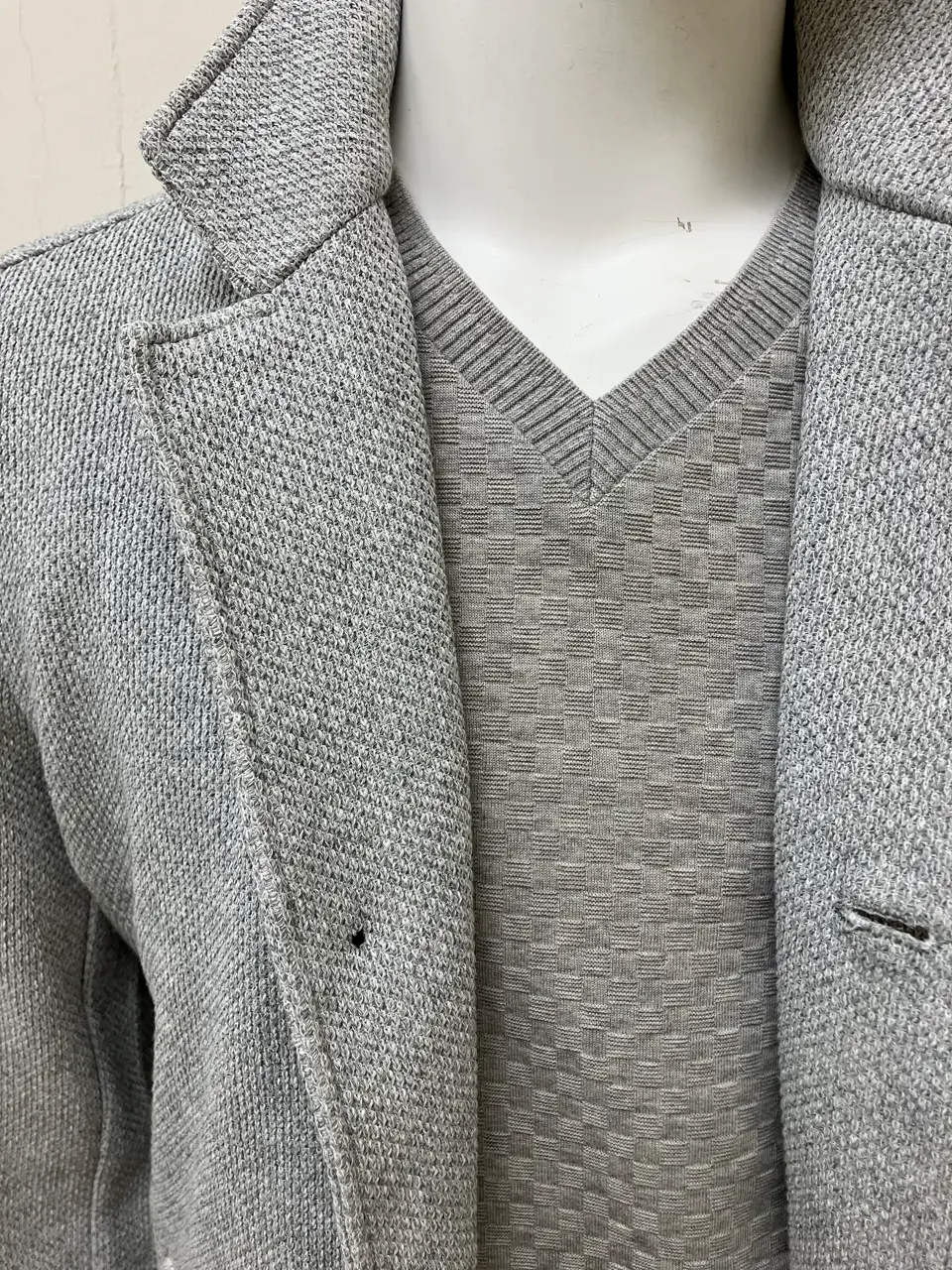 JOSEPH ABBOUD 加賀谷 コーディネート画像