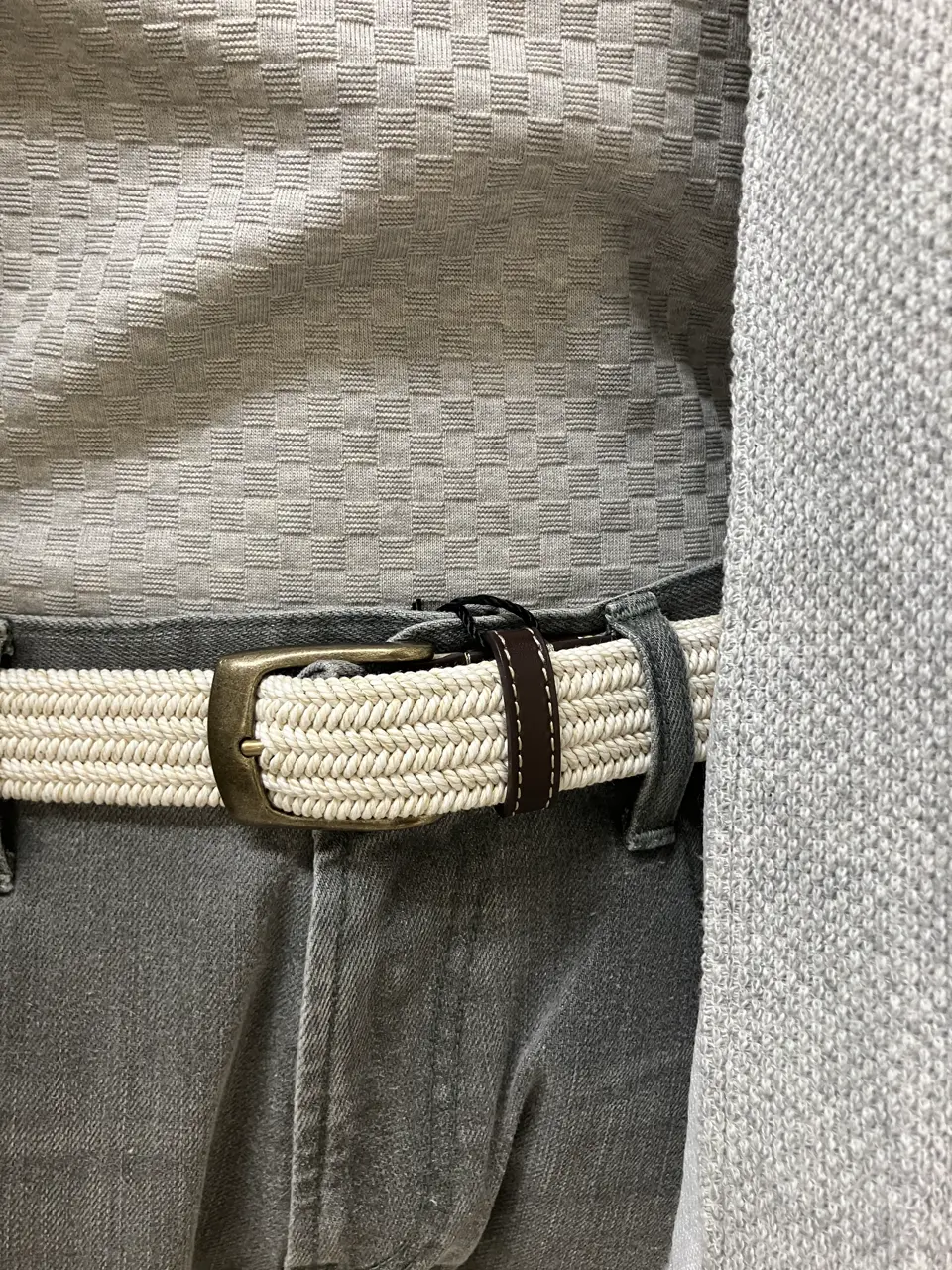 JOSEPH ABBOUD 加賀谷 コーディネート画像