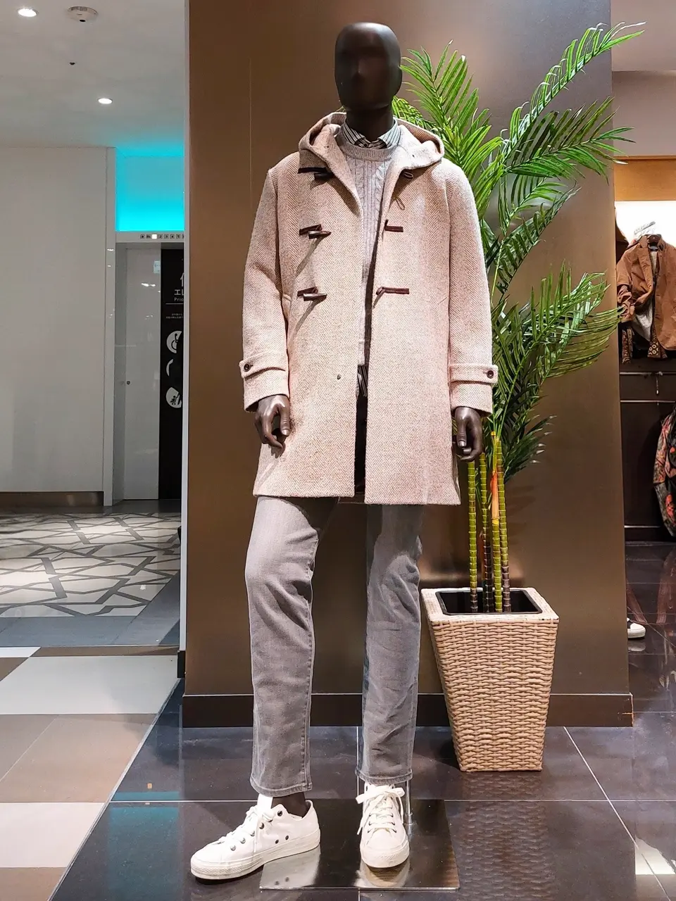 JOSEPH ABBOUD 清水 コーディネート画像