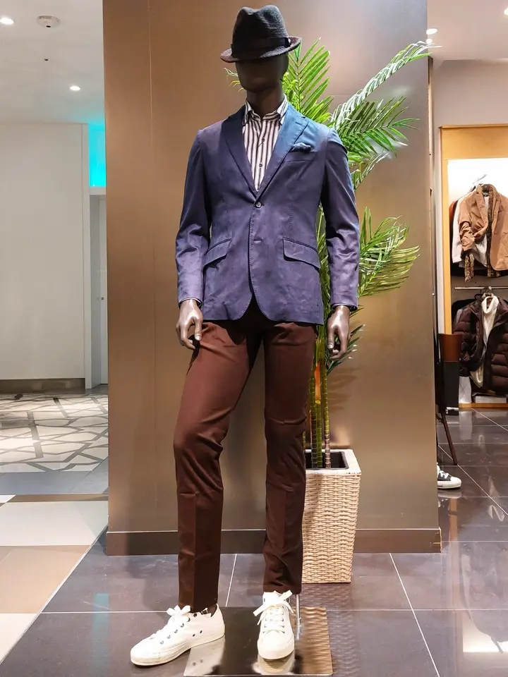 JOSEPH ABBOUD 清水 コーディネート画像