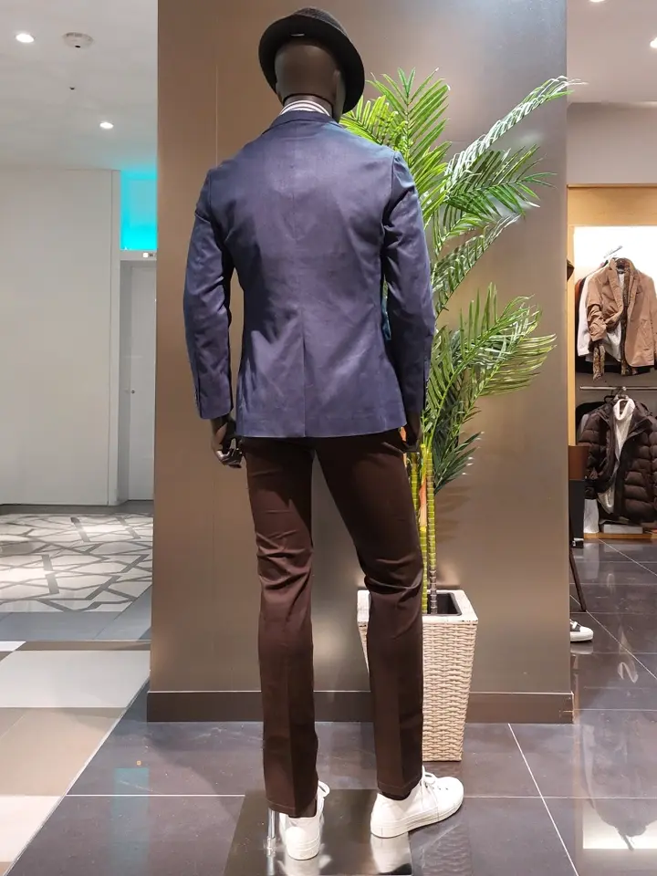 JOSEPH ABBOUD 清水 コーディネート画像