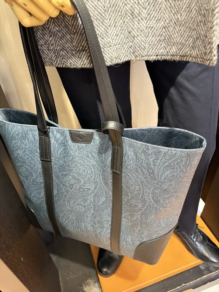 JOSEPH ABBOUD 山口 コーディネート画像