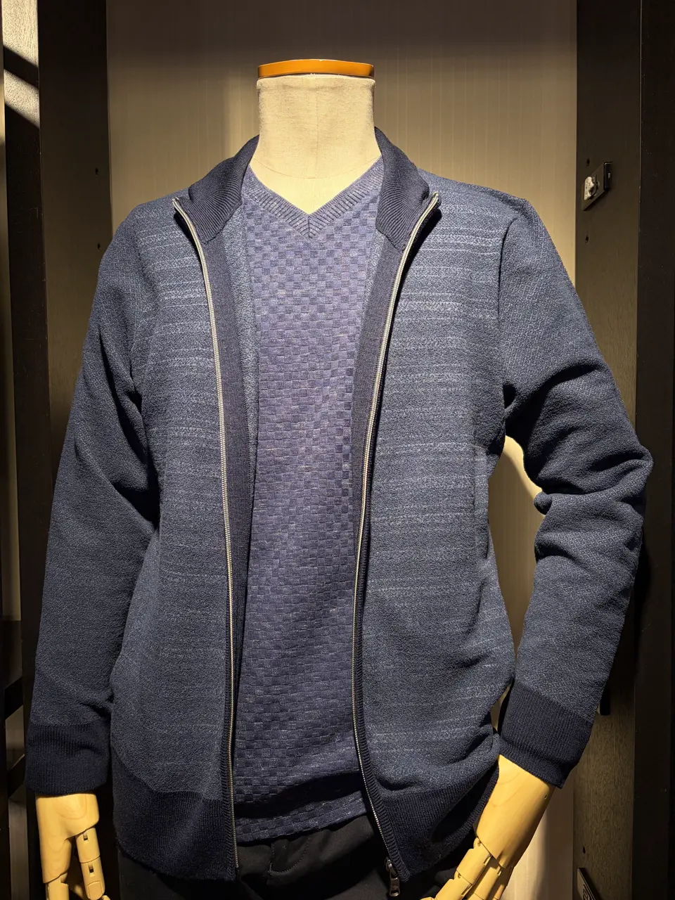 JOSEPH ABBOUD 山口 コーディネート画像