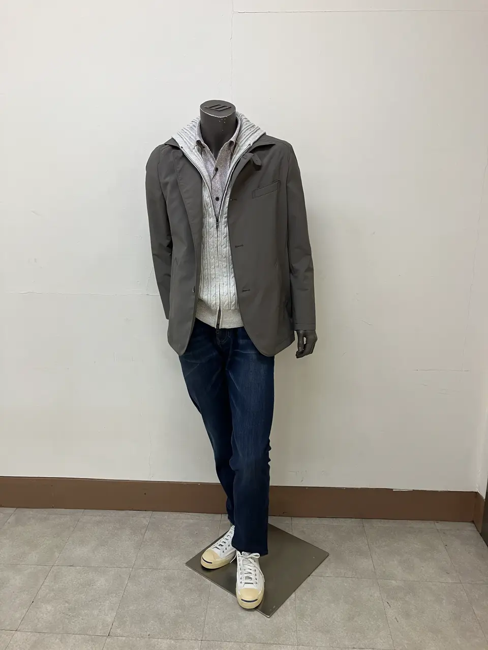  加賀谷 コーディネート画像