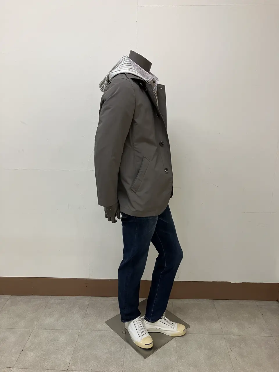 JOSEPH ABBOUD 加賀谷 コーディネート画像