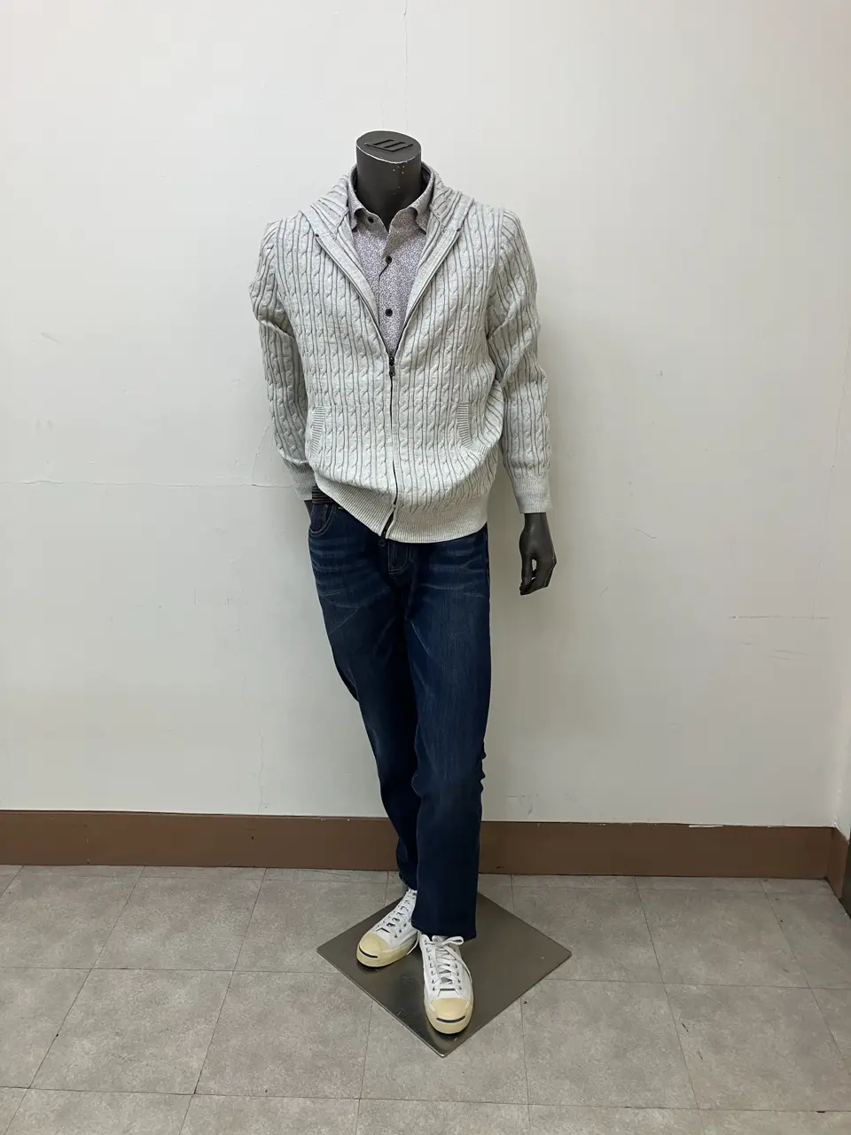 JOSEPH ABBOUD 加賀谷 コーディネート画像