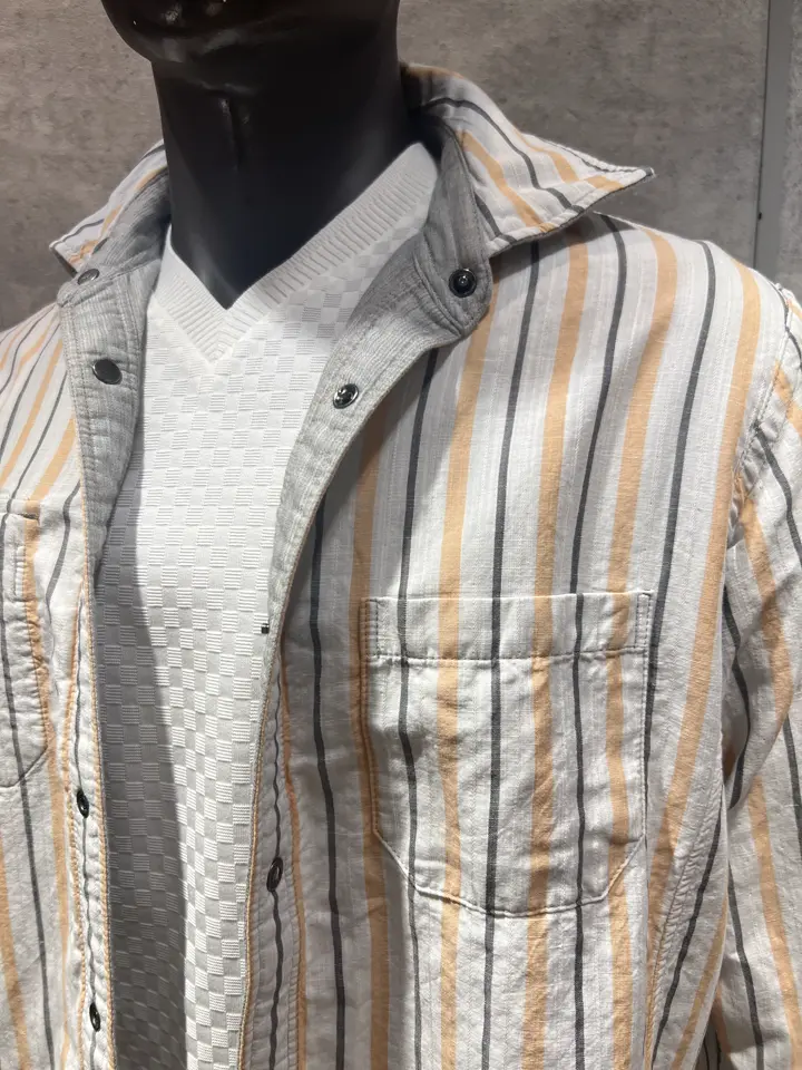 JOSEPH ABBOUD 上條 コーディネート画像