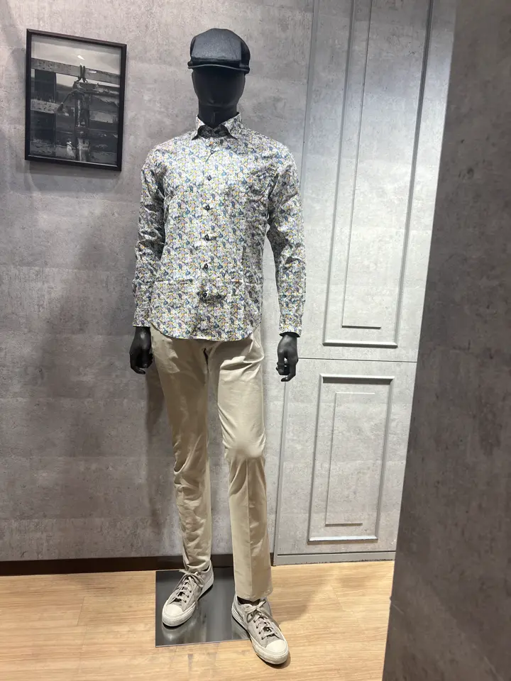 JOSEPH ABBOUD 上條 コーディネート画像