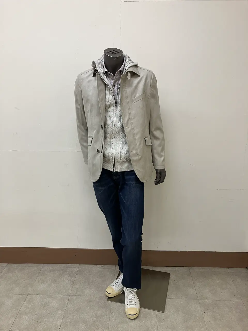  加賀谷 コーディネート画像