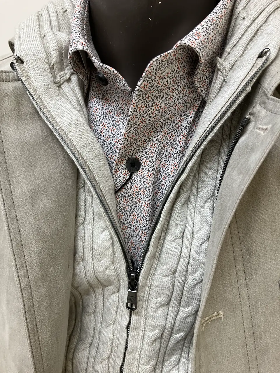 JOSEPH ABBOUD 加賀谷 コーディネート画像