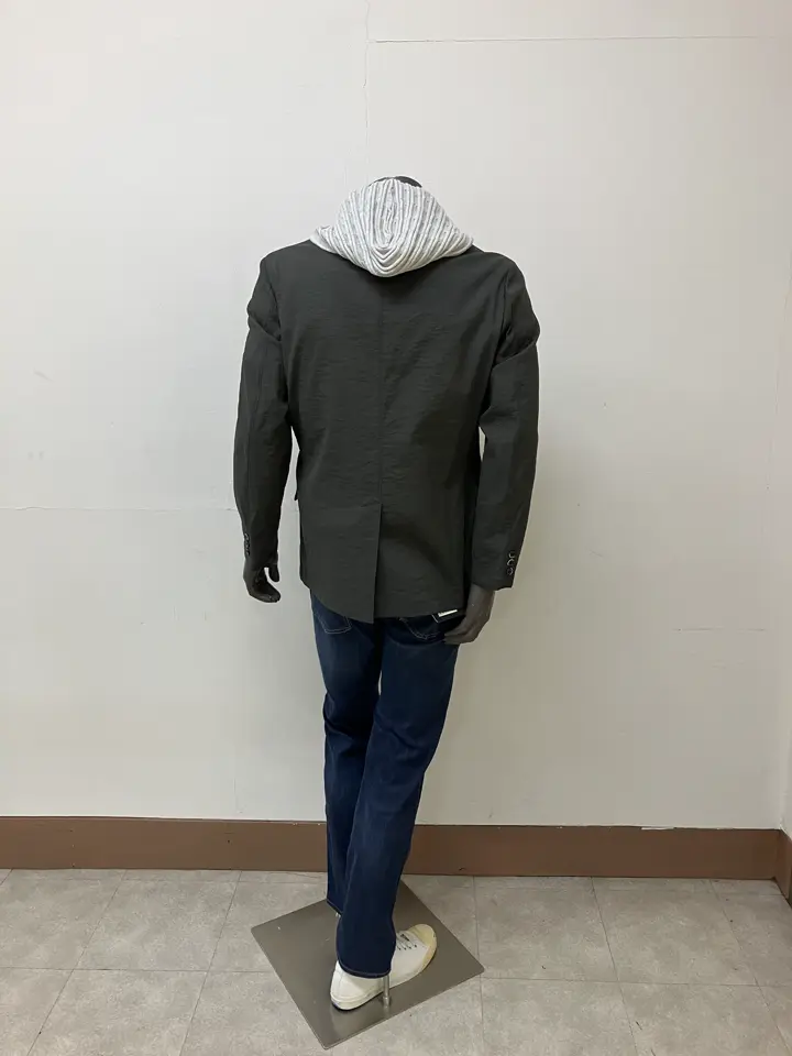 JOSEPH ABBOUD 加賀谷 コーディネート画像