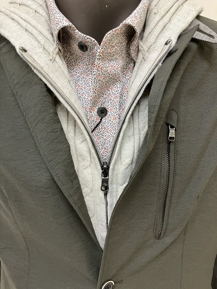 JOSEPH ABBOUD 加賀谷 コーディネート画像